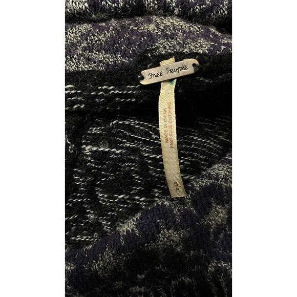 Free People Favorite Patchwork Cowlneck Sweater    Size: S - Picture 5 of 5